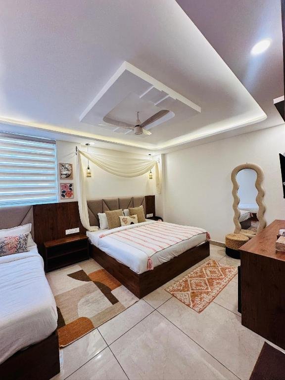 tripleroom6